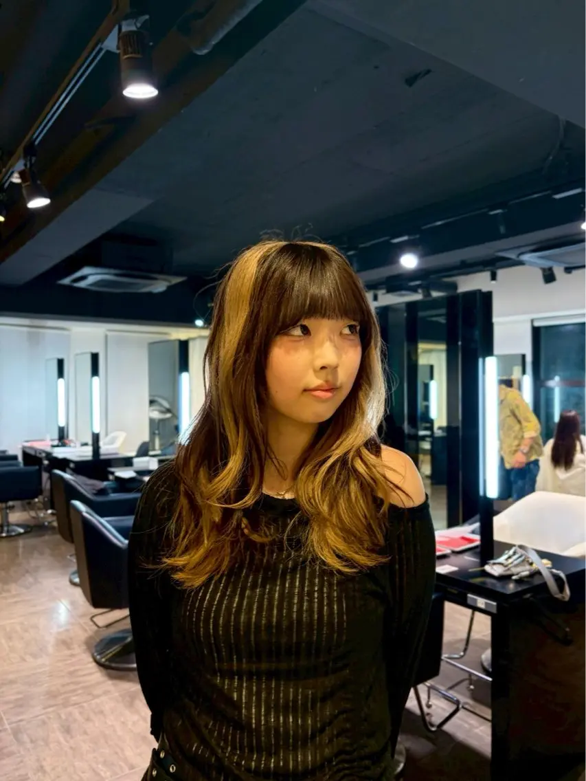 ロング カラー ベージュカラー ブラウンカラー ヘアカラー レイヤー/艶カラー ROKUのヘアスタイル