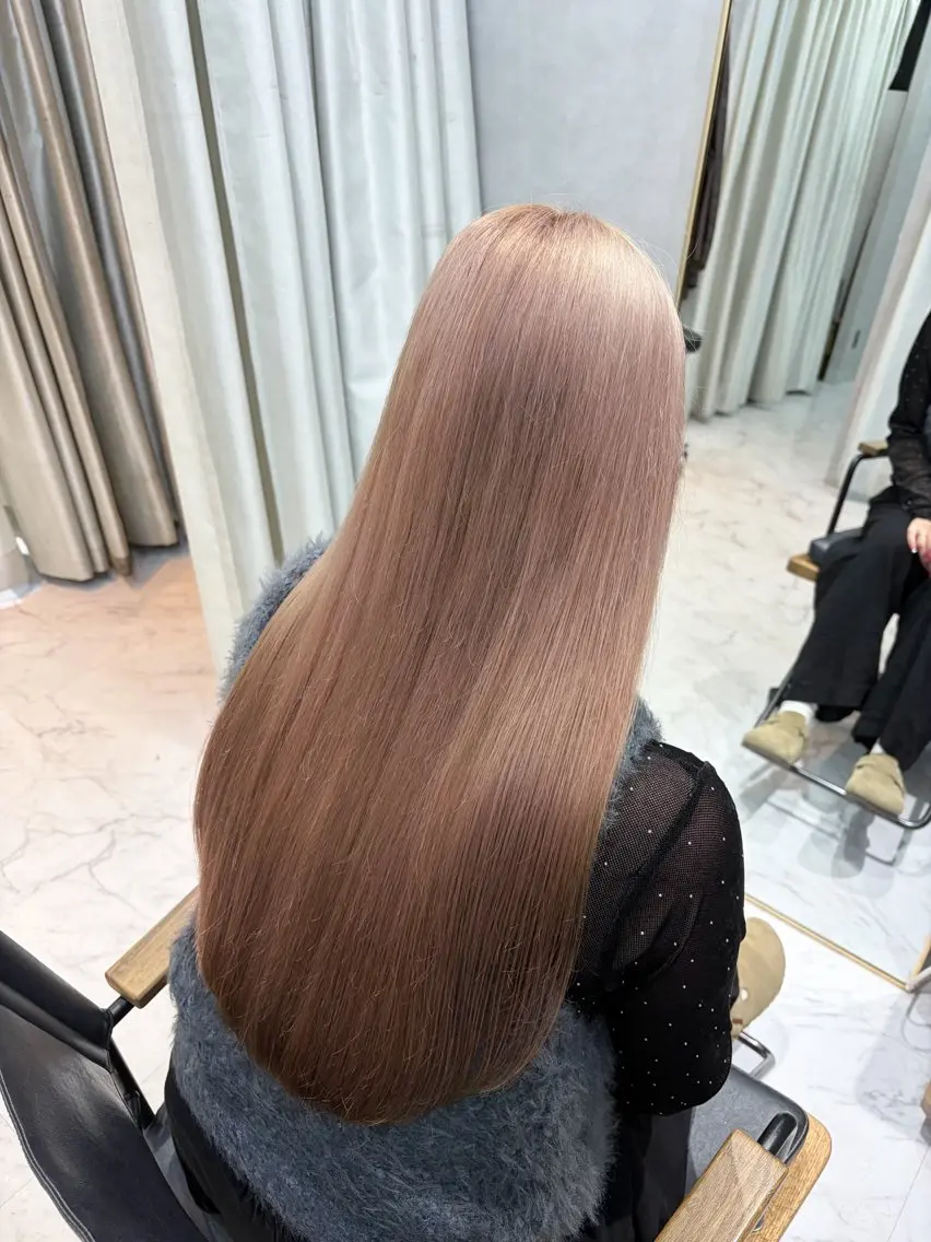 ロング カラー ベージュカラー ピンクカラー ピンクベージュ ヘアカラー トリートメント 似合わせカット｡:* nanaka🌦️のヘアスタイル