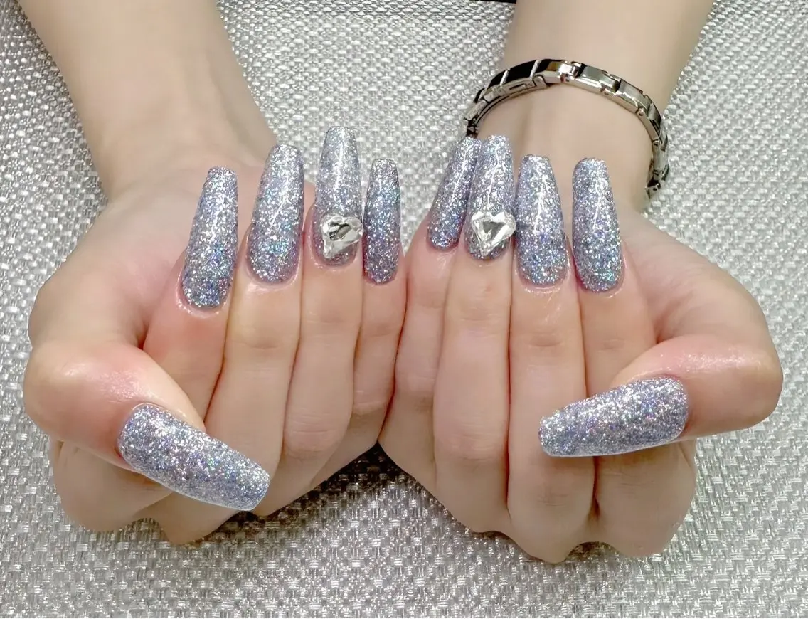 深爪でお悩みの方　オフなし　限定メニュー強度☆☆☆長さだし10本チップ💅ワンカラーorラメグラ(長さ1.㎝)の写真
