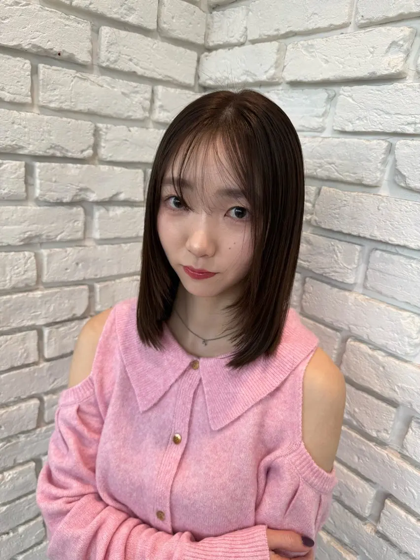 ミディアム 顔まわりレイヤー 顔周りカット レイヤーカット belle / Honoka🧁のヘアスタイル