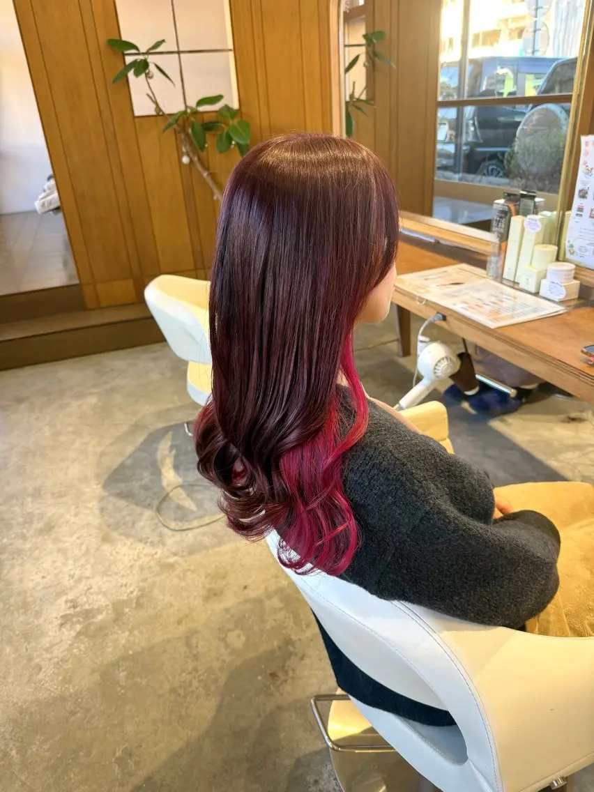 ロング カラー ブラウンカラー インナーカラー ピンクカラー ピンクブラウン レッドカラー カット ヘアカラー WATANABE MISAKIのヘアスタイル