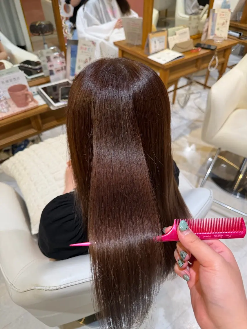 カラー ヘアカラー 若杉 美鈴のヘアスタイル