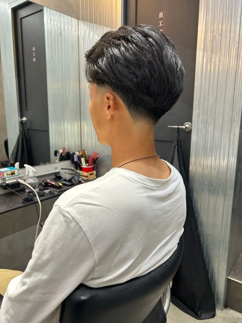 ショート メンズ フェードカット 明大前/フェード /海外パーマ/岳のヘアスタイル
