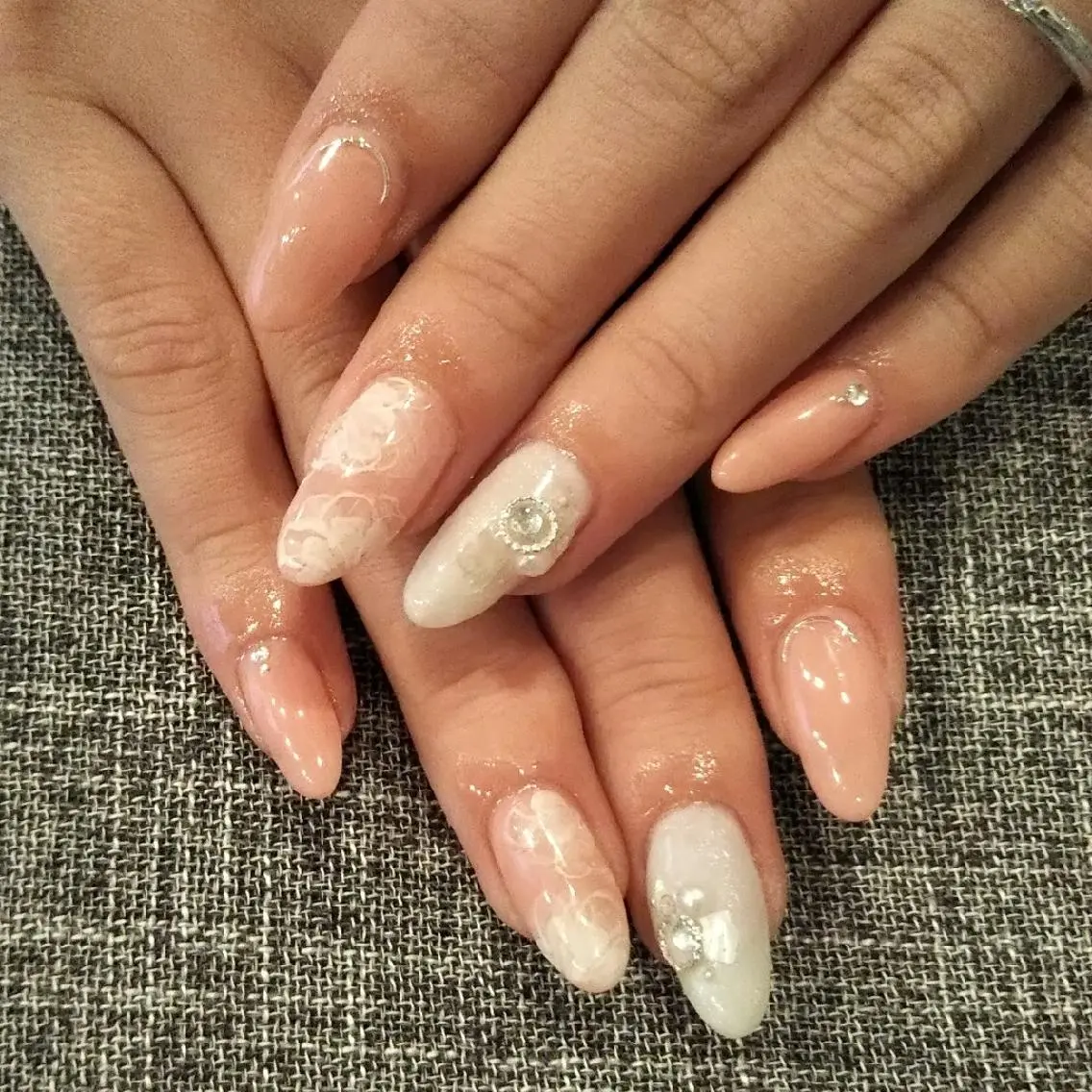ネイル フラワーネイル シンプルネイル private salon mieのネイルデザイン