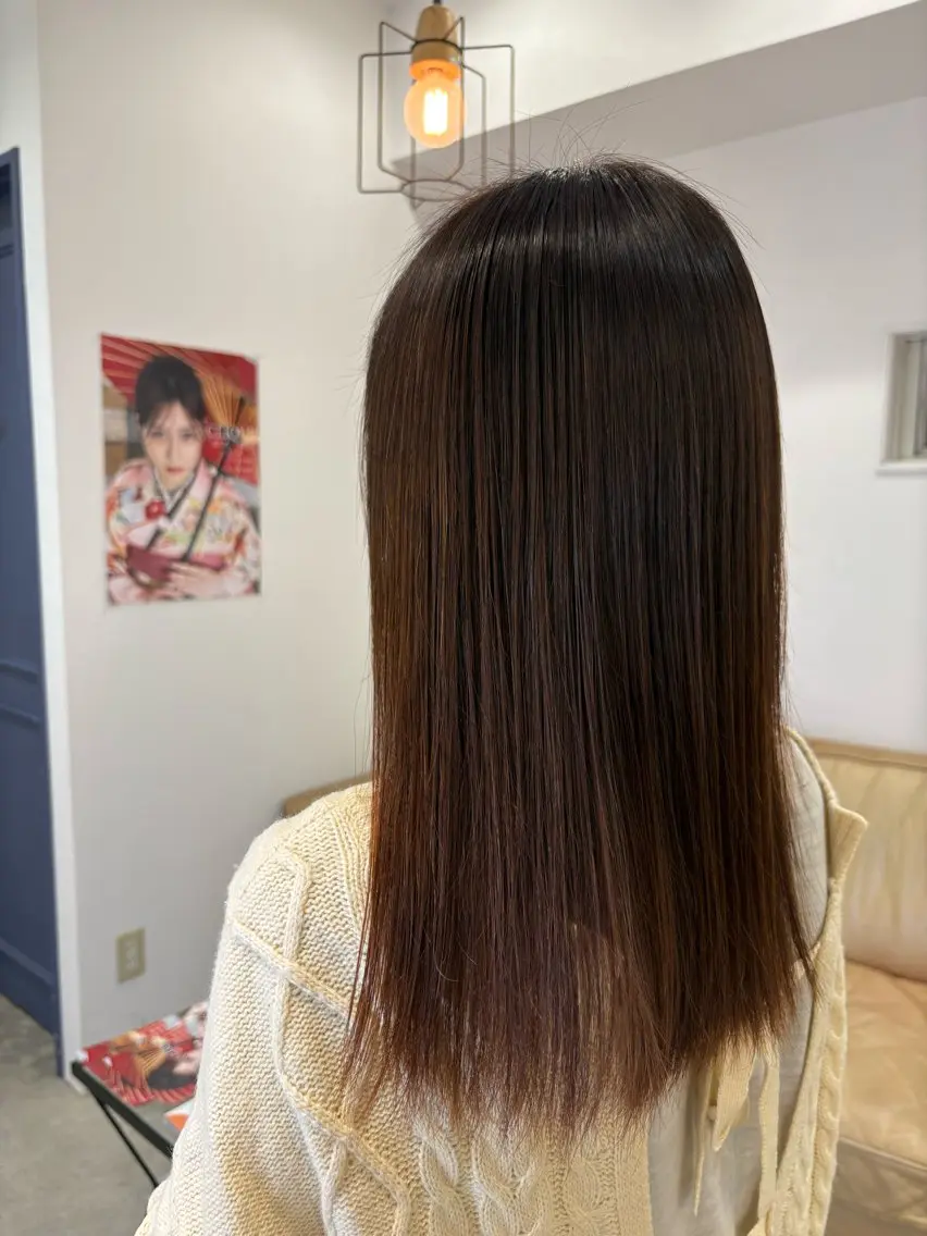 ミディアム 縮毛矯正 前田 彩花のヘアスタイル