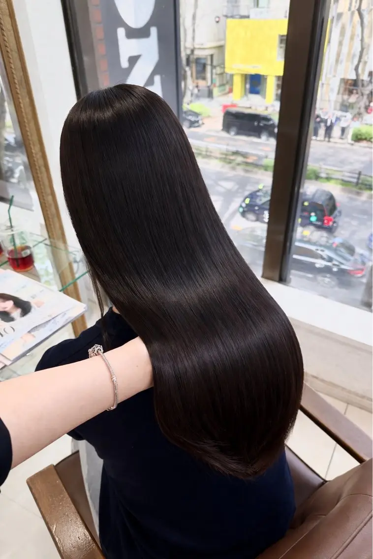 ロング カラー ダークグレー ダークグレージュ グレージュ ヘアカラー トリートメント 髪質改善艶カラー🩶 Nanako ⟡.·のヘアスタイル