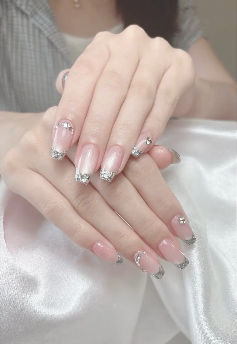 ネイル 桜ネイル 長さ出し フレンチネイル 韓国ネイル マグネットネイル ハンドネイル Kiwami nailsalonのネイルデザイン