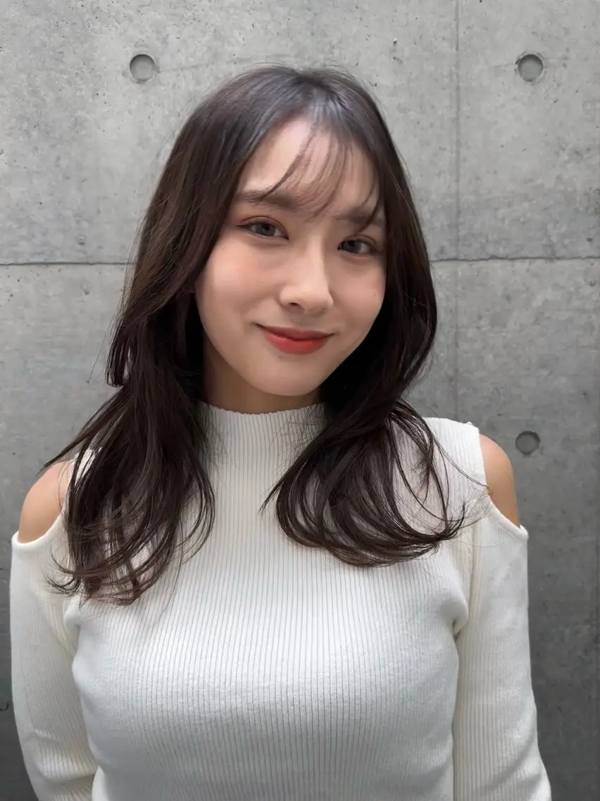 セミロング ヨシンモリ 韓国風ヘア レイヤーカット 縮毛矯正 トリートメント ヘアセット 人気沸騰中✨ヘア メイク✨フジモリのヘアスタイル