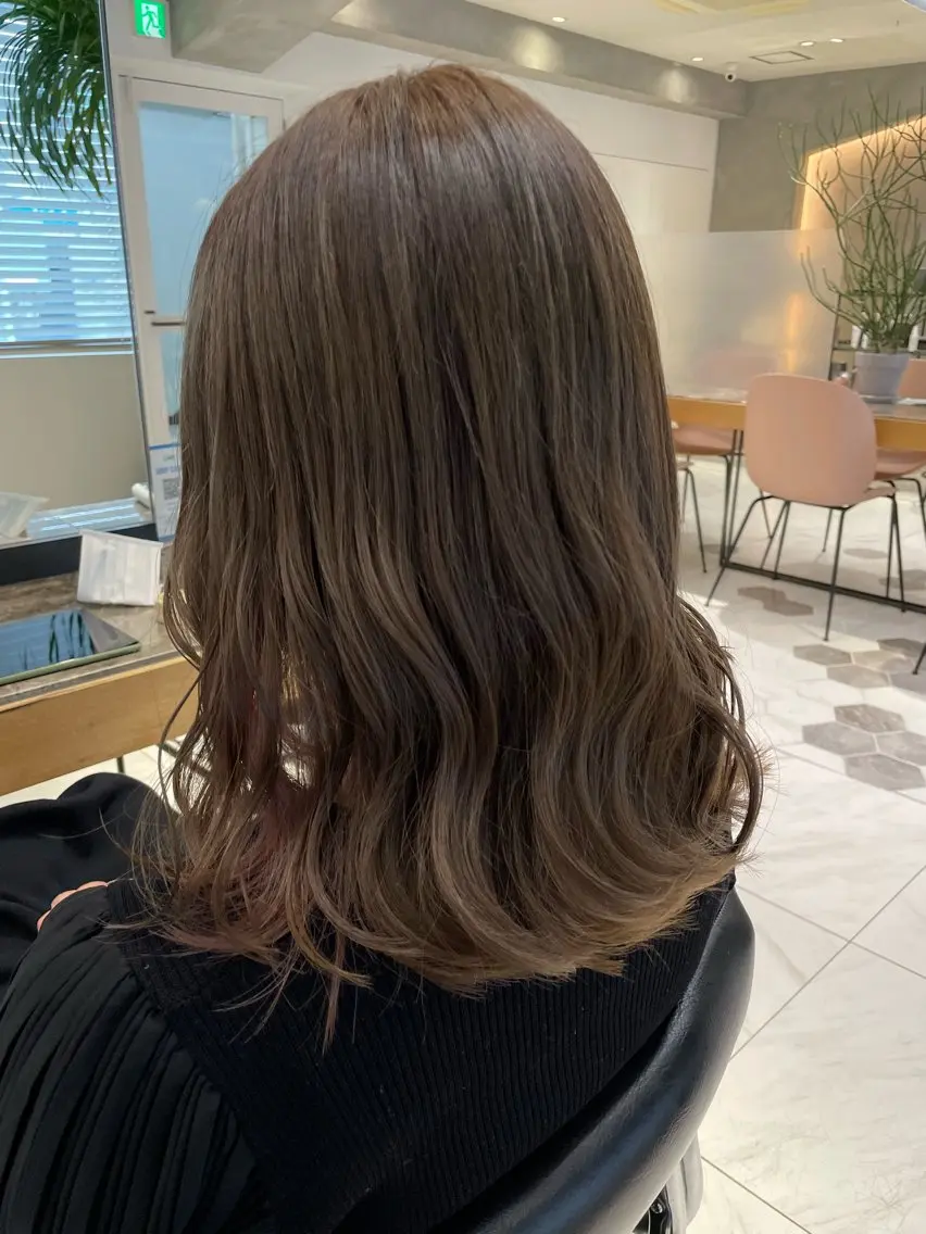 ミディアム カラー ヘアカラー トリートメント 🦕小林 大地🦕のヘアスタイル
