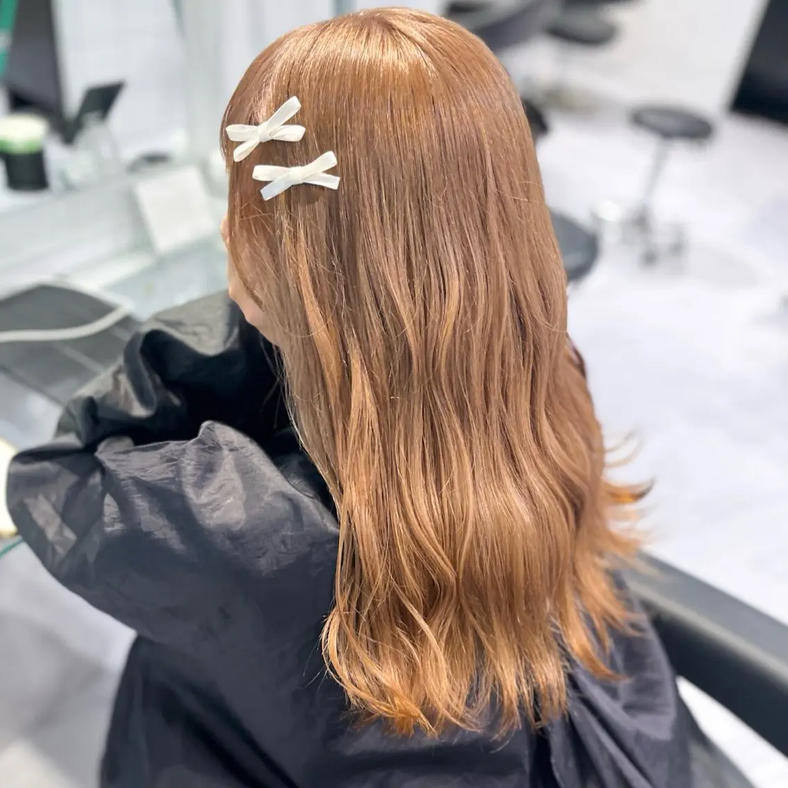 ロング カラー ヘアカラー 🫧うる艶トレンド 🫧透明感カラーのヘアスタイル