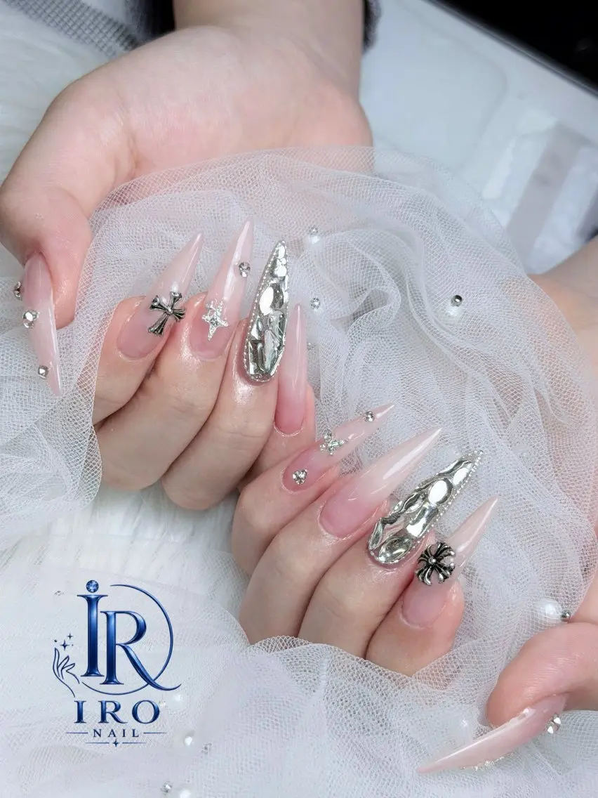 ネイル ハンドネイル IRO NAIL FUNABASHIのネイルデザイン