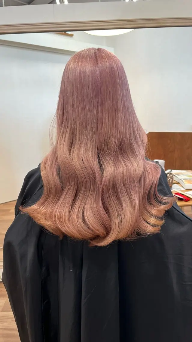 ロング Yumi/艶髪/ 透明感カラー🤍のヘアスタイル