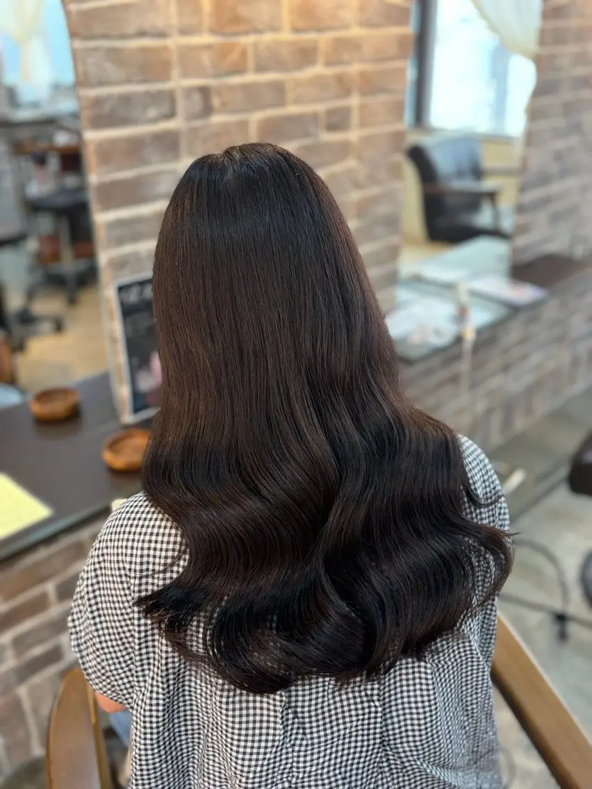 ロング カット ヘアカラー トリートメント 縮毛矯正/暖色系 /徳田真緒のヘアスタイル