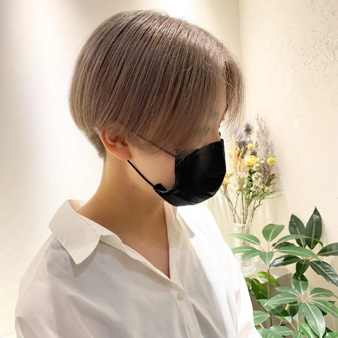 ショート アッシュ ボブ 髪質改善 レイヤーカット ショートヘア カット ヘアカラー ショート〜ミディアム 喜多司のヘアスタイル
