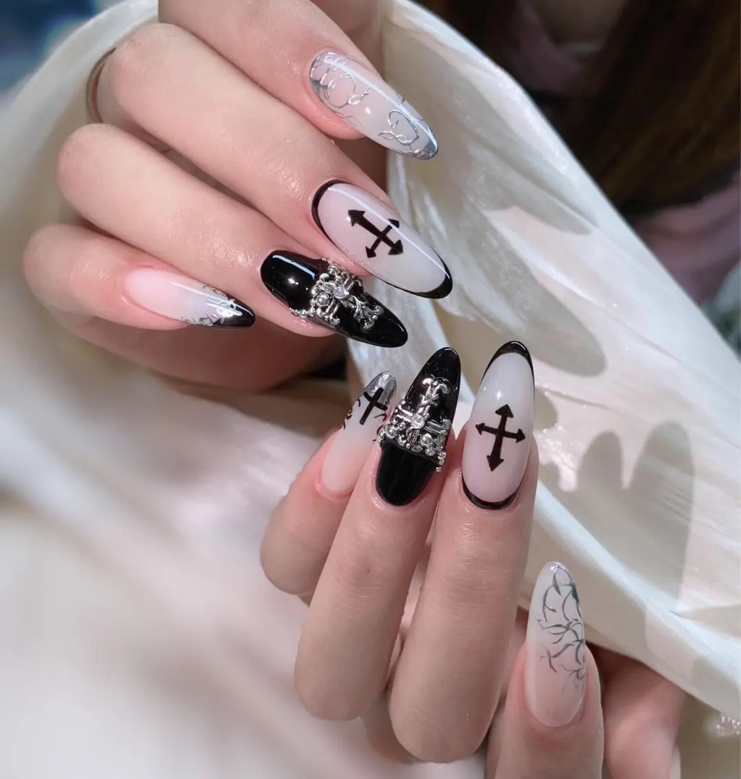 ネイル アートネイル チークネイル 長さ出し フレンチネイル ジェルネイル YK Beauty Salonのマツエク・マツパデザイン