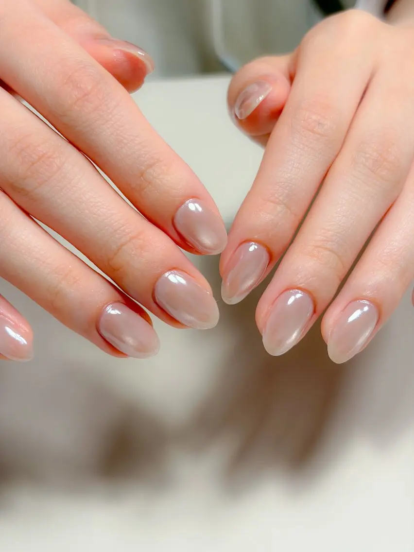 ネイル ミラーネイル ホワイト ハンドネイル Ri's nail. ⌇リズネイルのネイルデザイン