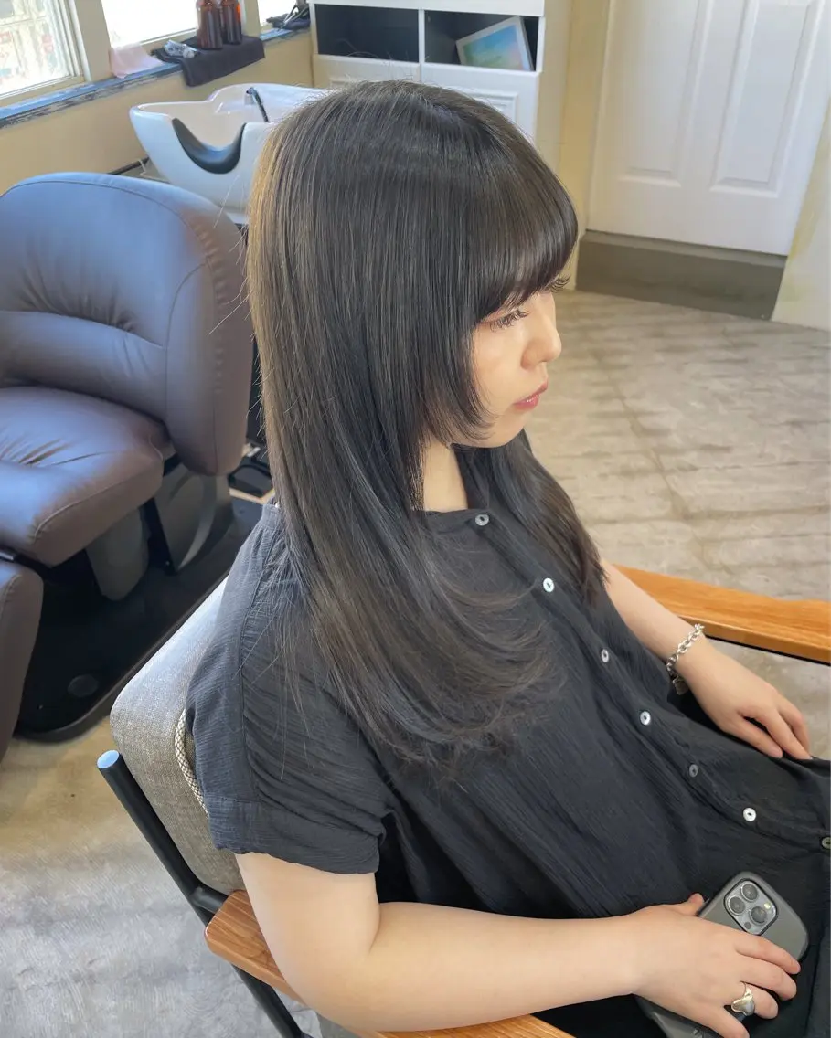 ロング カラー 🍋透け感カラー🍃 オリーブ🍐Kahoのヘアスタイル