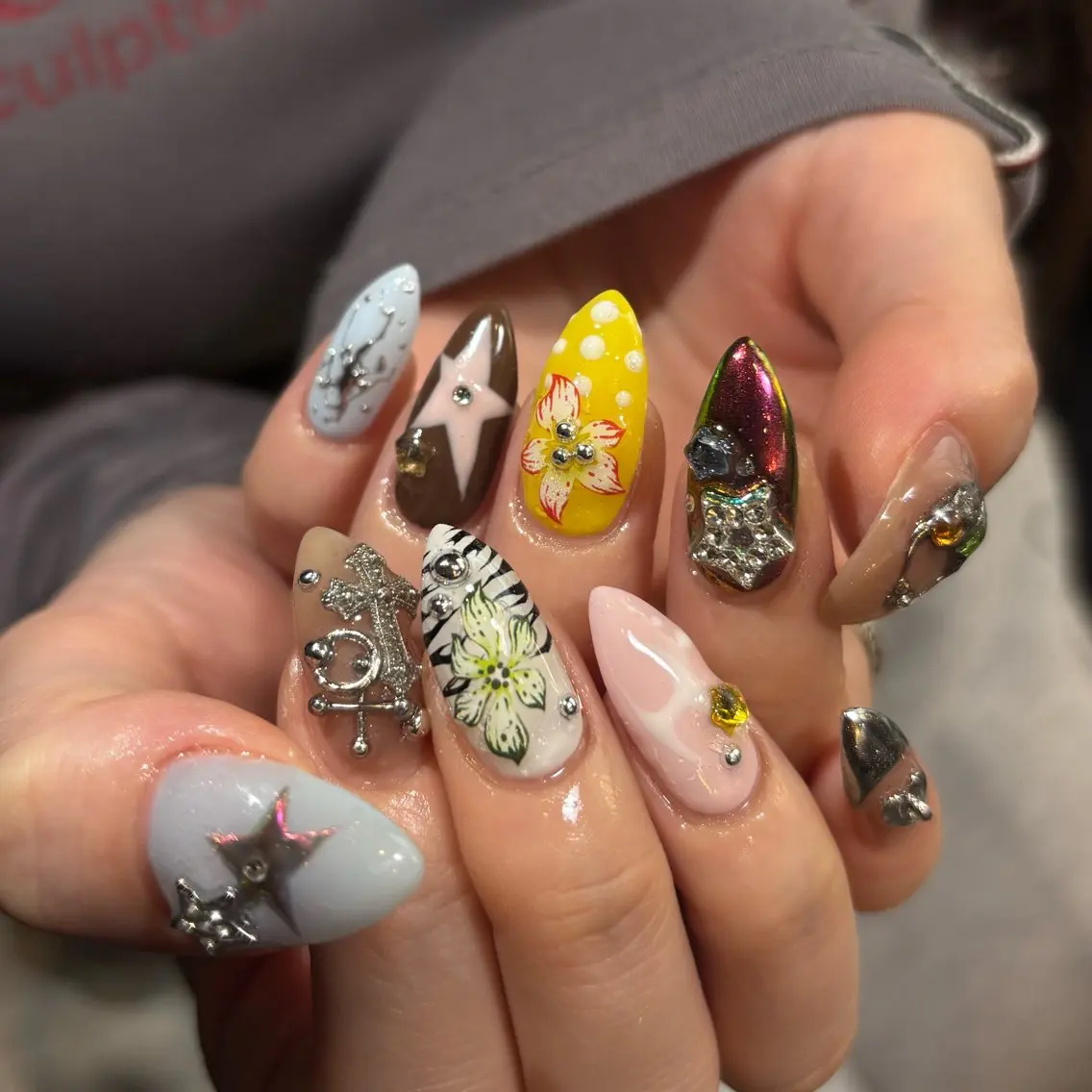 ネイル ハンドネイル nail Nene.°✴︎💫のネイルデザイン