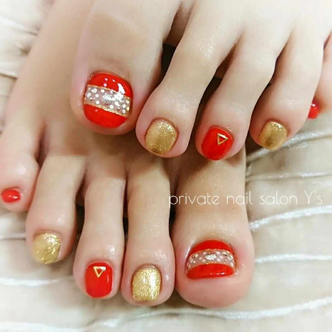 ネイル YUMI NAGAI  のネイルデザイン