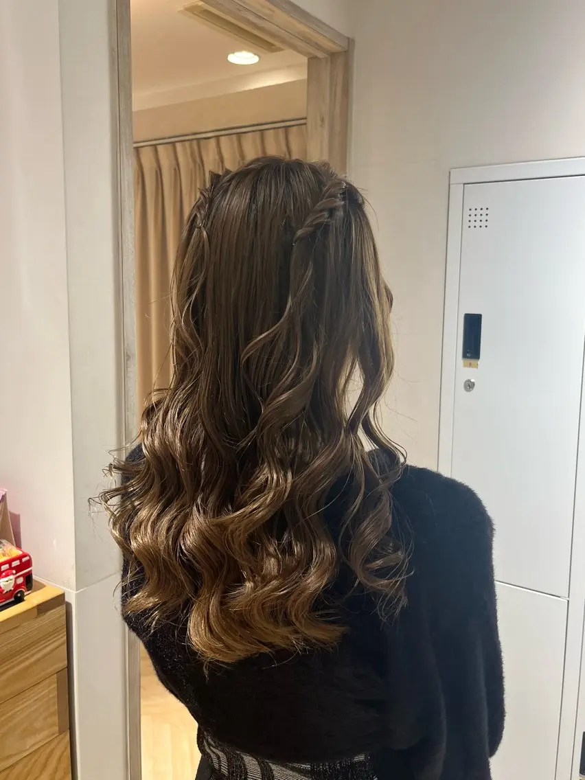 ヘアアレンジ ᴛᴏᴍᴏᴋᴀ / ᴄʜᴇʀɪのヘアスタイル