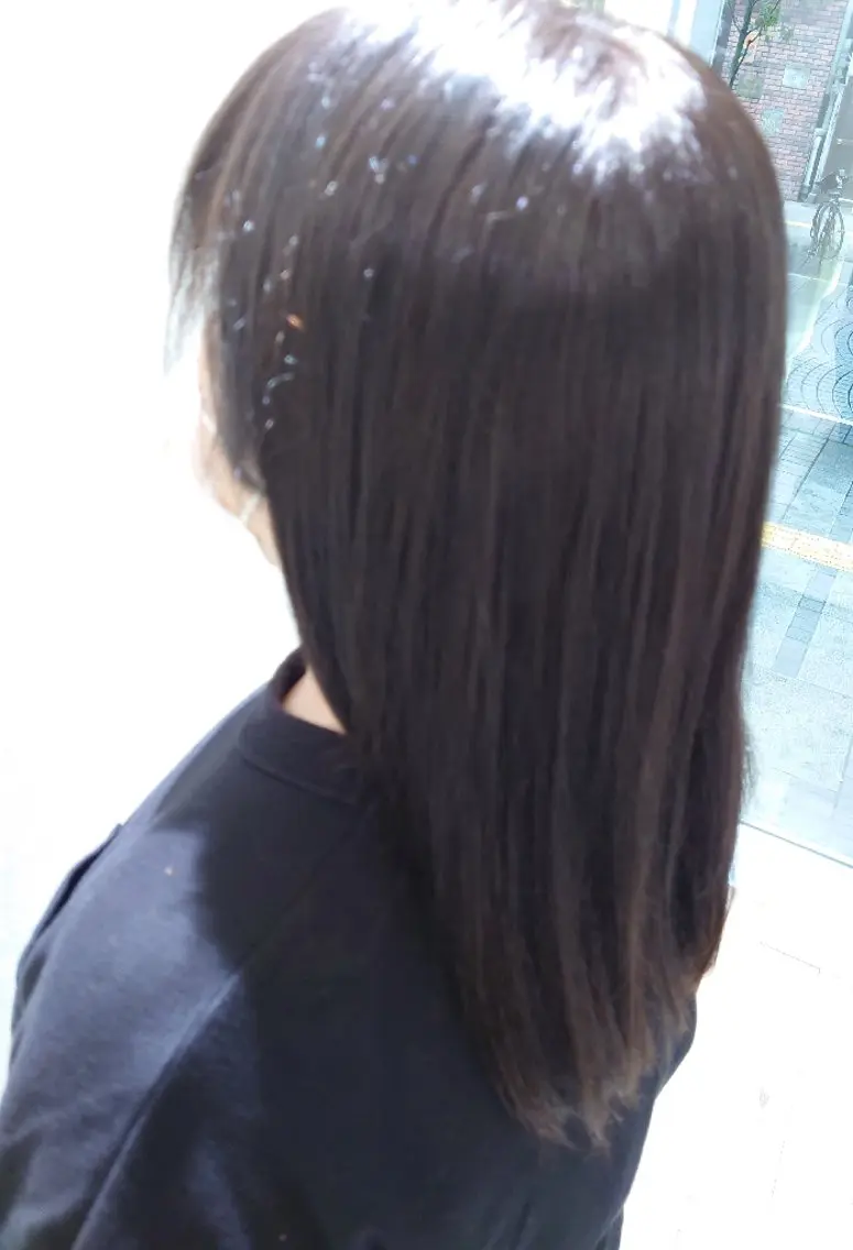 セミロング カラー ブラウンカラー ダークブラウン earth平塚店 間瀬亜紗里のヘアスタイル