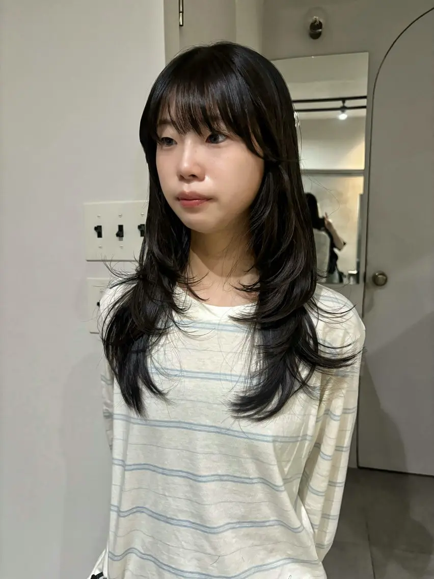セミロング 顔周りカット 韓国風ヘア レイヤーカット kanon レイヤー・ボブのヘアスタイル