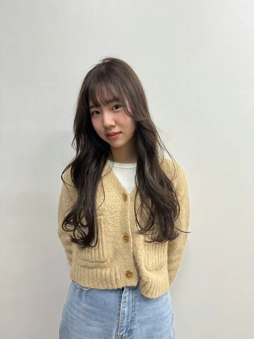 ロング カラー ベージュカラー オリーブベージュ ヘアカラー 清水愛果/似合わせ カット/透明感カラーのヘアスタイル