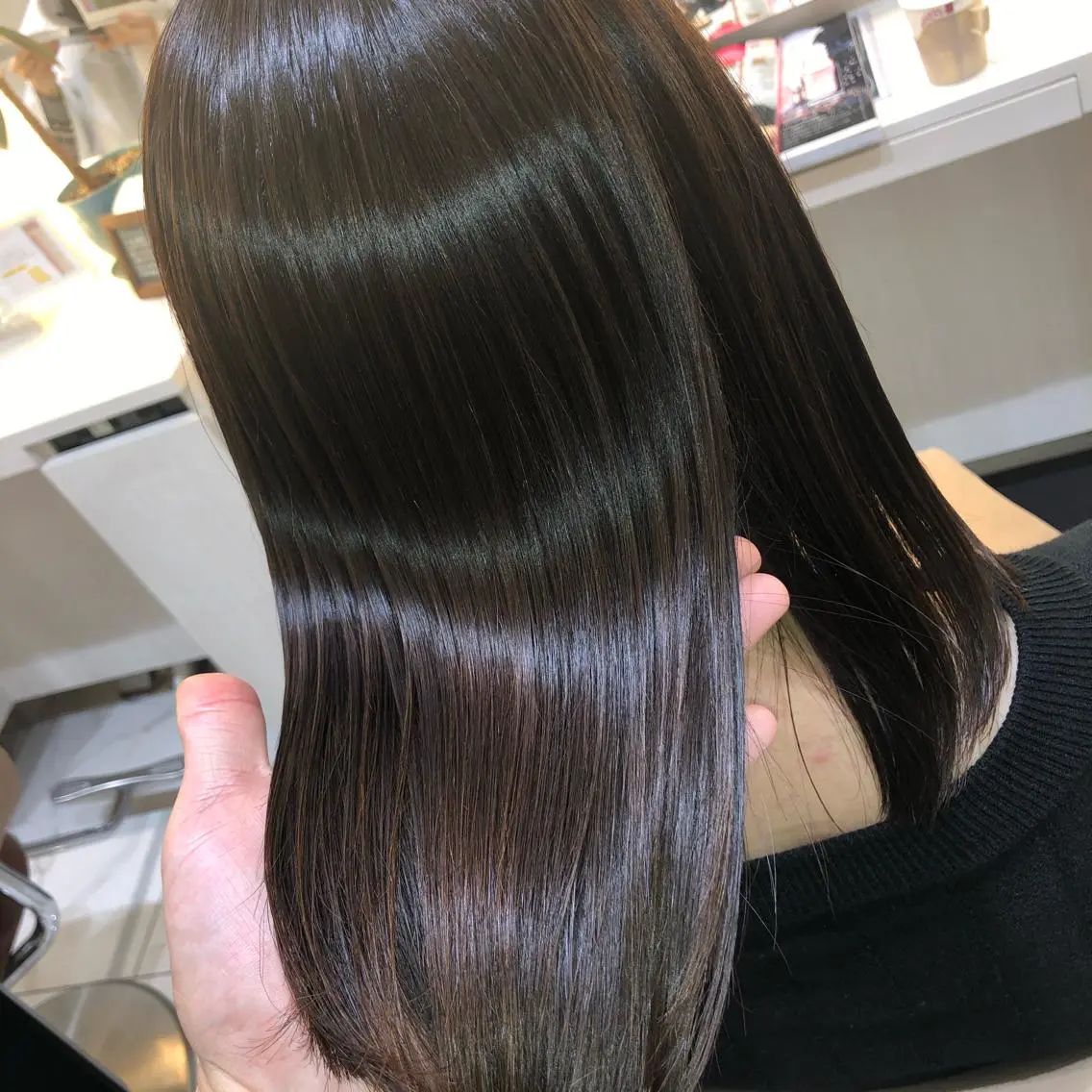 ミディアム パーマ 髪質改善 縮毛矯正 ストレートパーマ 安井　昴 💫ブリーチ縮毛矯正のヘアスタイル