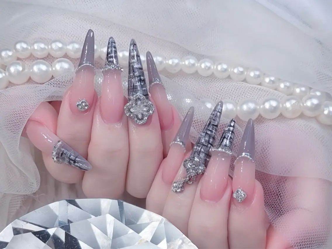 ネイル べっ甲ネイル ブルー 長さ出し フレンチネイル ジェルネイル ハンドネイル Rin Nail 新大久保店のネイルデザイン