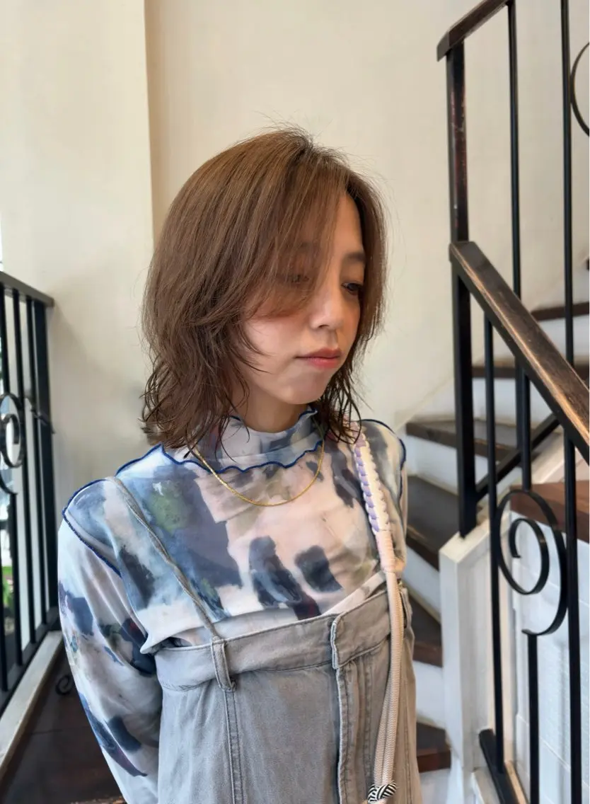 ミディアム ミディアムパーマ 本木 彩音のヘアスタイル