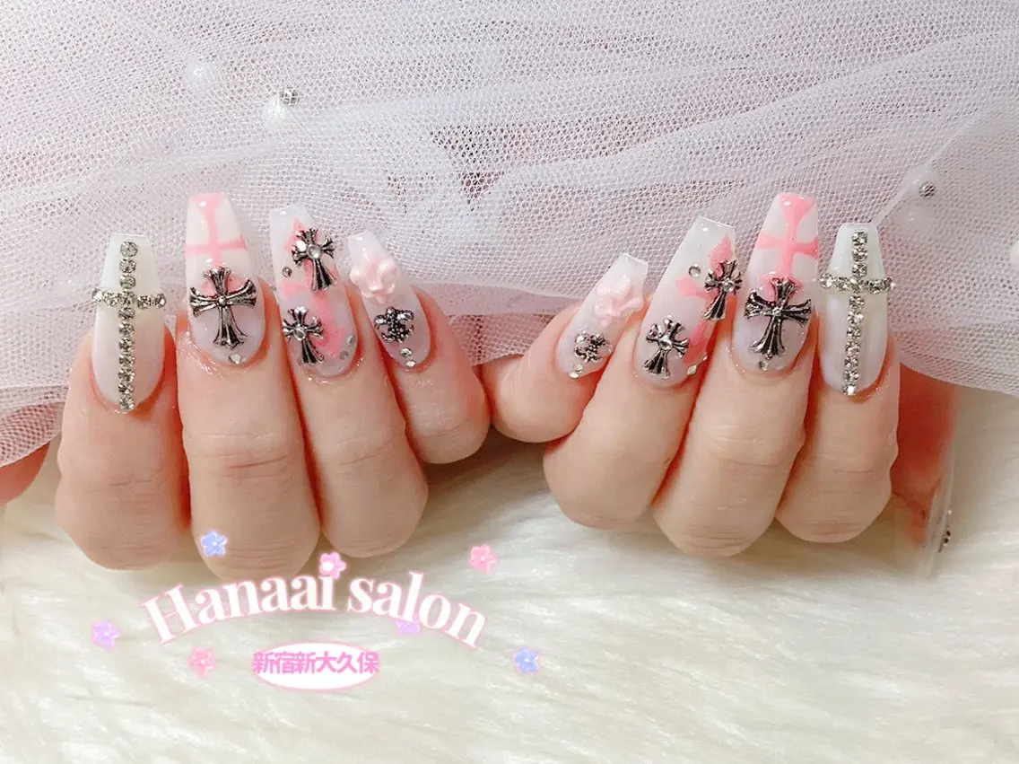 セミロング ハンドネイル Hanaai Salon新宿店のネイルデザイン