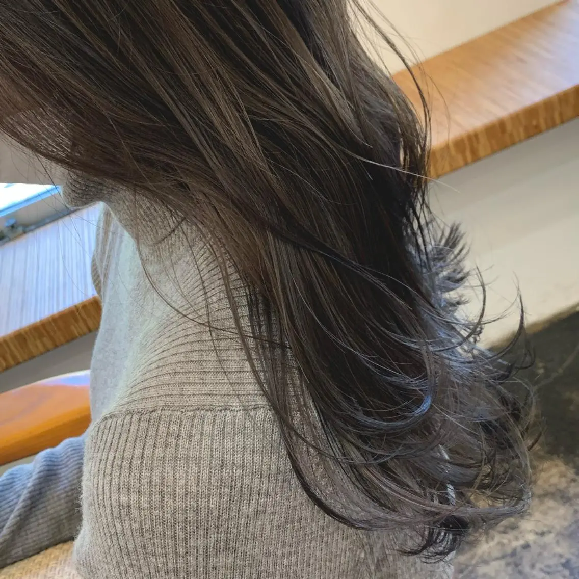 セミロング TopStylist 板花絵里のヘアスタイル