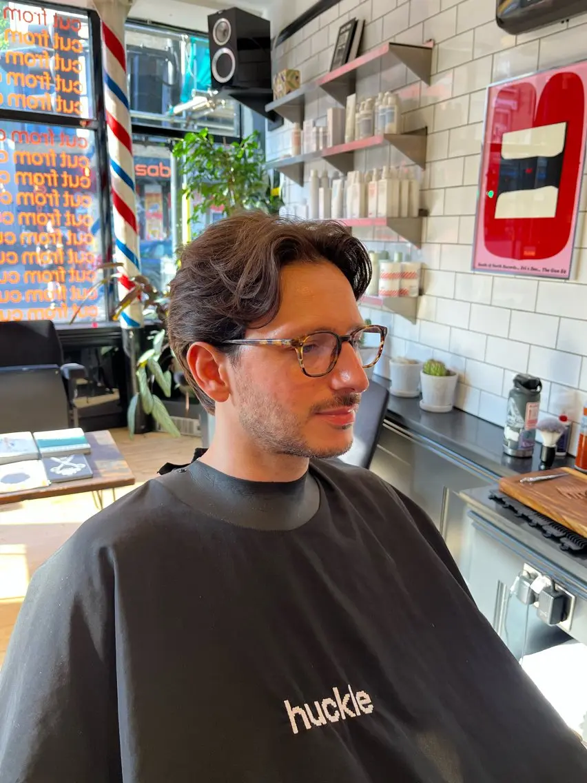 ミディアム 升谷 亮太のヘアスタイル