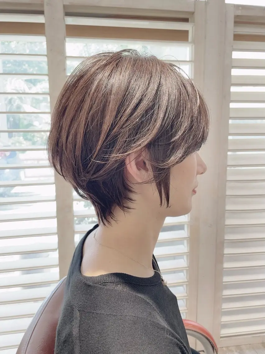 ショート ヘアカラー トリートメント 🫧ゆうき🪽 髪質改善/ハイライトのヘアスタイル