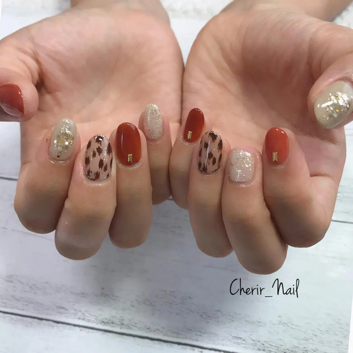 ネイル アートネイル ブラウン ラメ(グリッター) ニュアンスネイル ワンカラーネイル Cherirnail kaoriのネイルデザイン