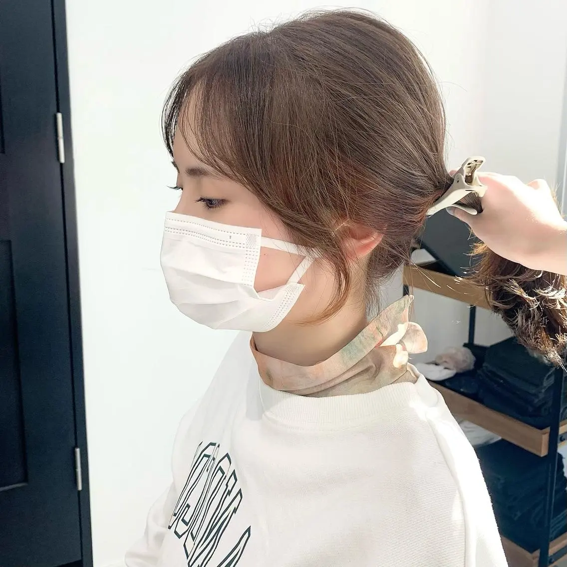 ロング カラー パーマ ヘアアレンジ メンズ キッズ ネイル マツエク・マツパ アイブロウ レイヤーカット／ 巻ける縮毛矯正のヘアスタイル