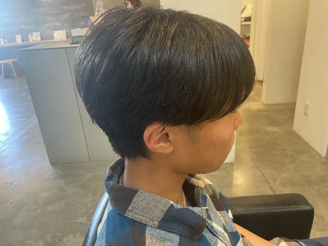 ショート パーマ メンズ メンズパーマ ニュアンスパーマ 三田 真穂のヘアスタイル