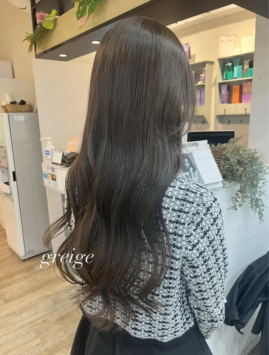 セミロング カラー ベージュカラー ブリーチ 透明感カラー ダブルカラー グレージュ ヘアカラー トリートメント N°+aero 🤍ユメのヘアスタイル