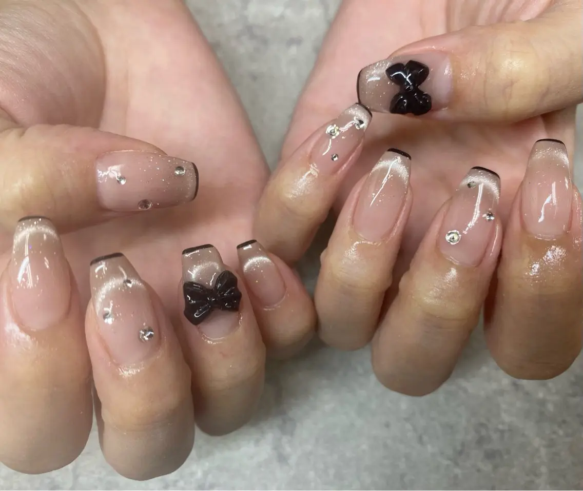 【オフ込み・パラジェル変更可能】ワンカラーマグネットネイル🪞💅の写真
