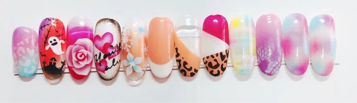 ネイル ジェルネイル CROWN プライベートサロンのネイルデザイン