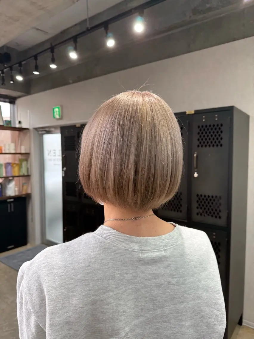 カラー ブリーチ ヘアカラー ルシ🎨/ハイトーン デザイン/髪質改善のヘアスタイル