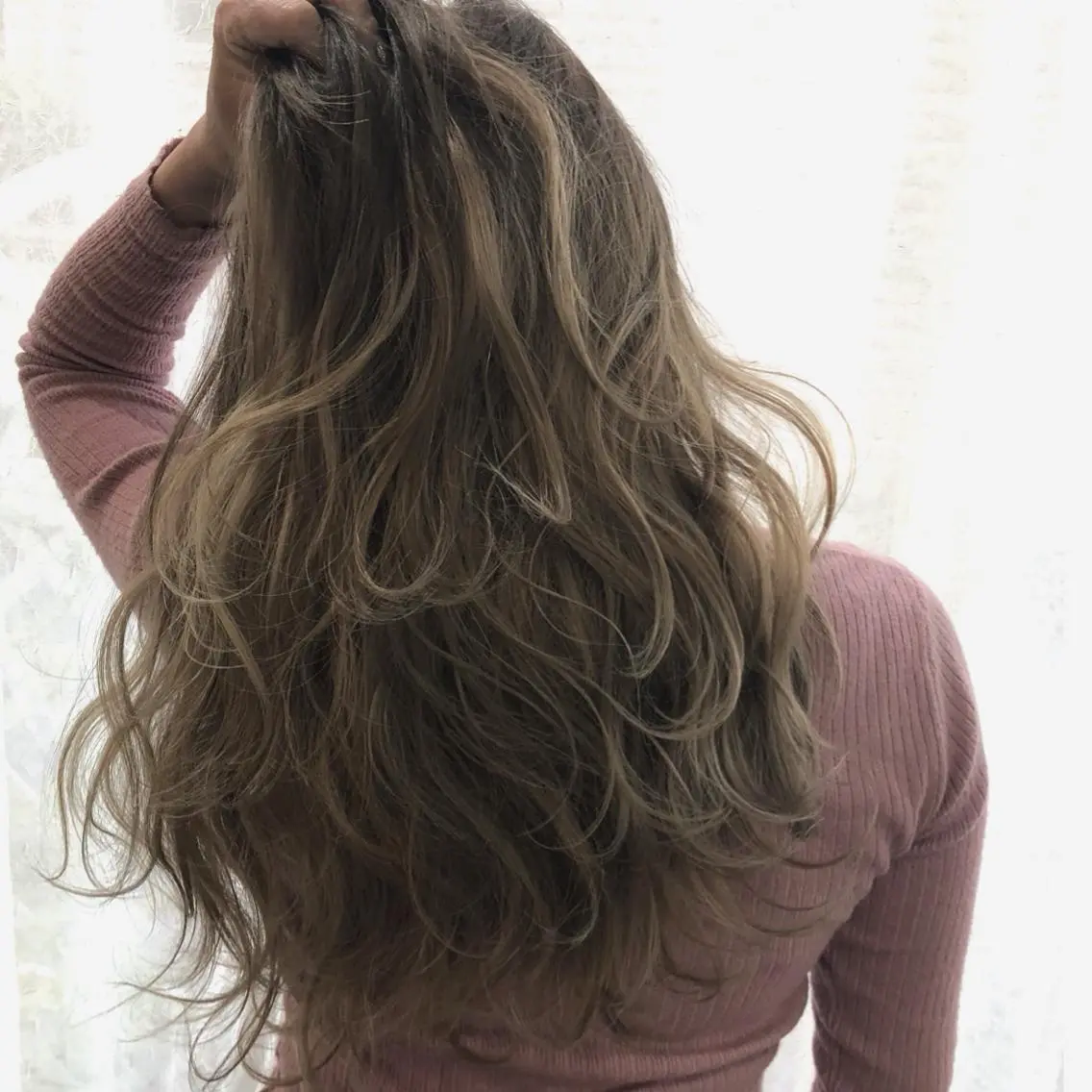 ロング カット ヘアカラー トリートメント ＨＩ ROのヘアスタイル