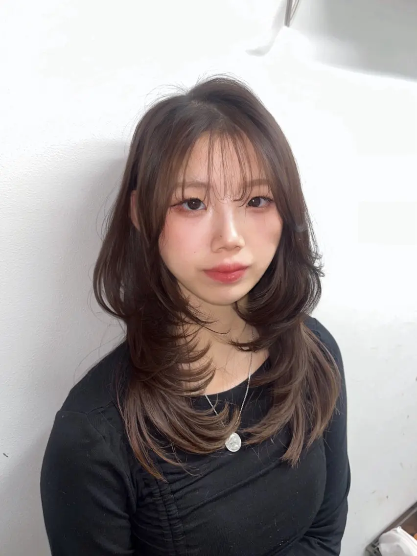 セミロング レイヤーカット KANNA🩵 /nico心斎橋のヘアスタイル