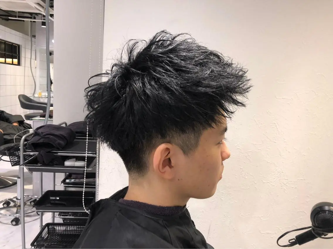 ショート カラー メンズ カット パーマ トリートメント ヘッドスパ ヘアセット エフェクトブリーチ 🌟前澤啓太朗のヘアスタイル