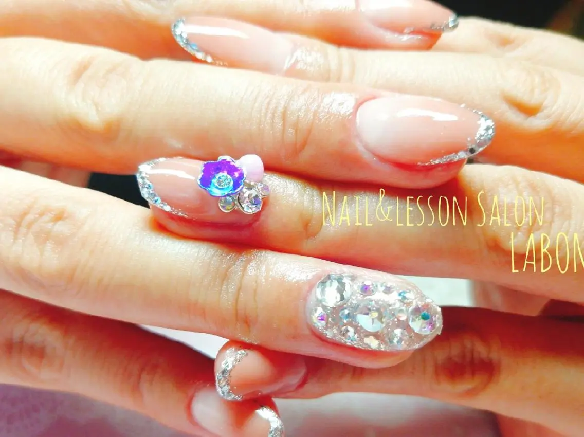 ネイル アートネイル フラワーネイル ストーンネイル Nail salon LABONのネイルデザイン