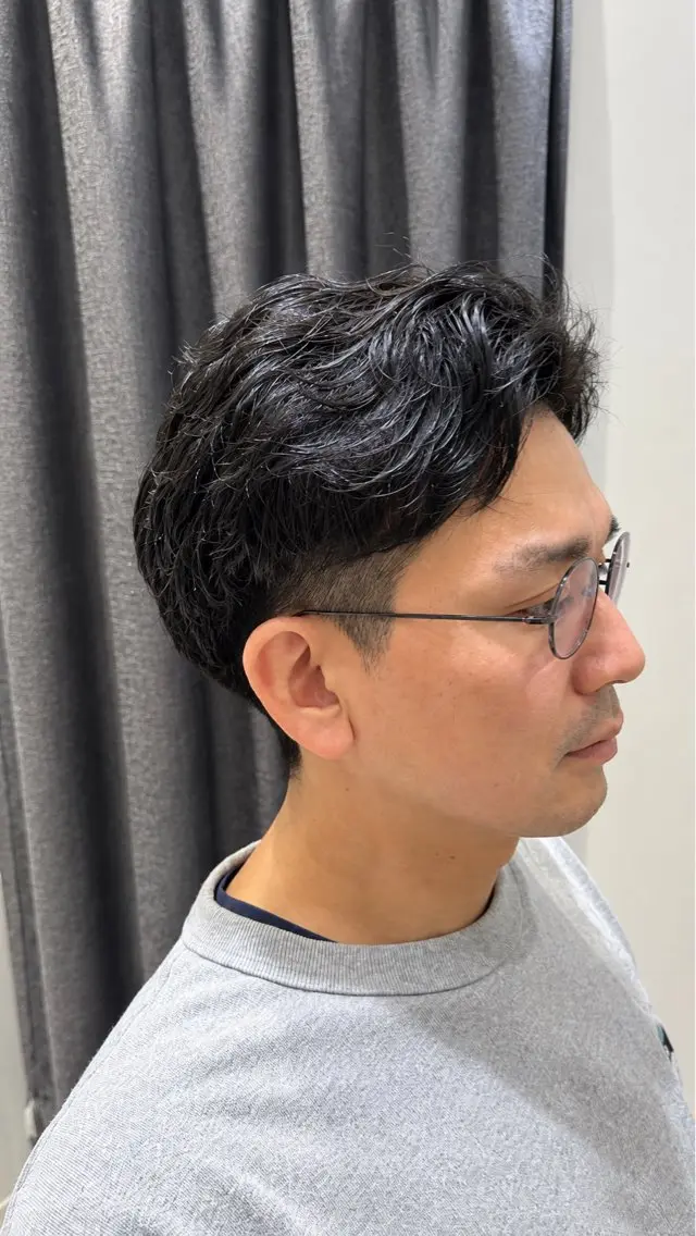 ショート パーマ メンズ ビジネス メンズパーマ 刈り上げ ニュアンスパーマ 東京🗼メンズカット 歴14年🌸大塚🌸のヘアスタイル