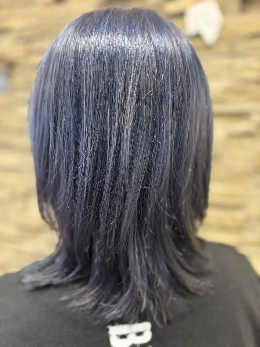 ミディアム カラー 作並 美穂のヘアスタイル