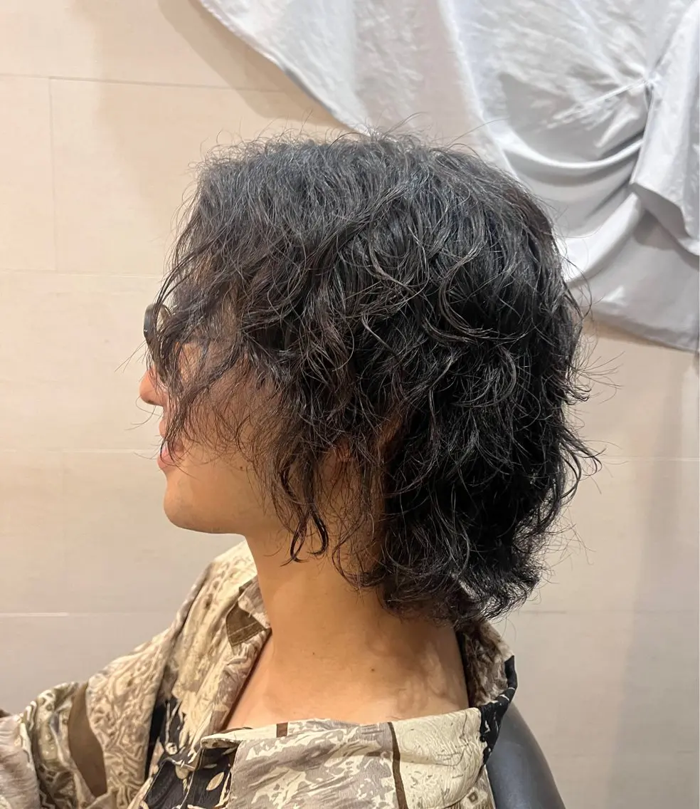 ミディアム パーマ メンズ カット パーマ 無料メンズカット❗️ 佐藤光のヘアスタイル
