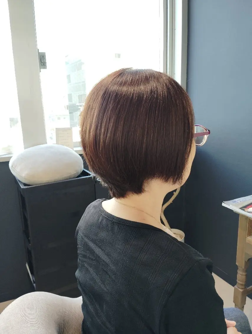 ショート 大人美髪✨南森町✨ 中村志保のヘアスタイル