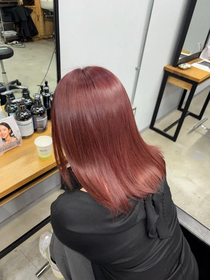 ミディアム カラー ブリーチ ピンクカラー バイオレットカラー トリートメント ヘアカラー 優作 香椎カラー縮毛矯正のヘアスタイル